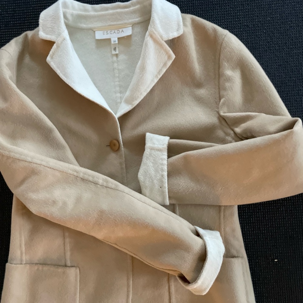 ESCADA size 36 cashmere jacket